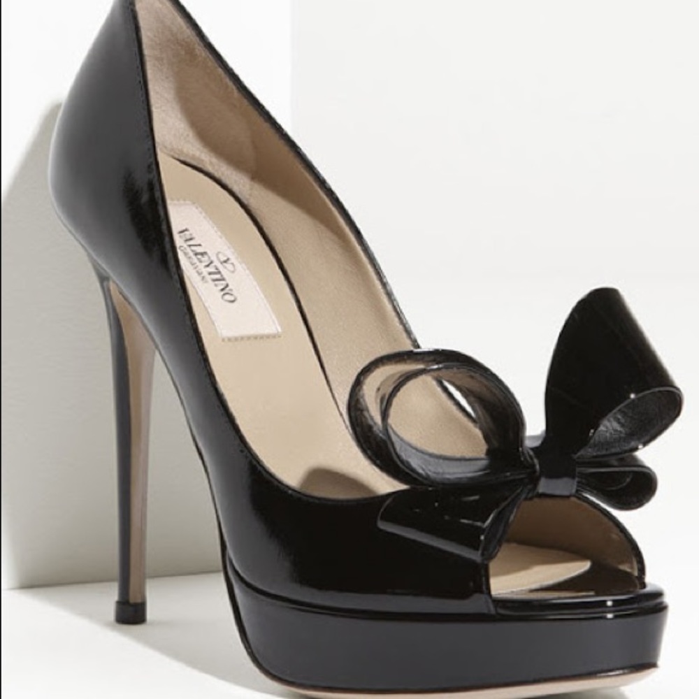 Valentino Patent Leather Bow Pumps
